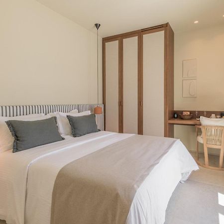 אדאמאס Hotel Eleni מראה חיצוני תמונה