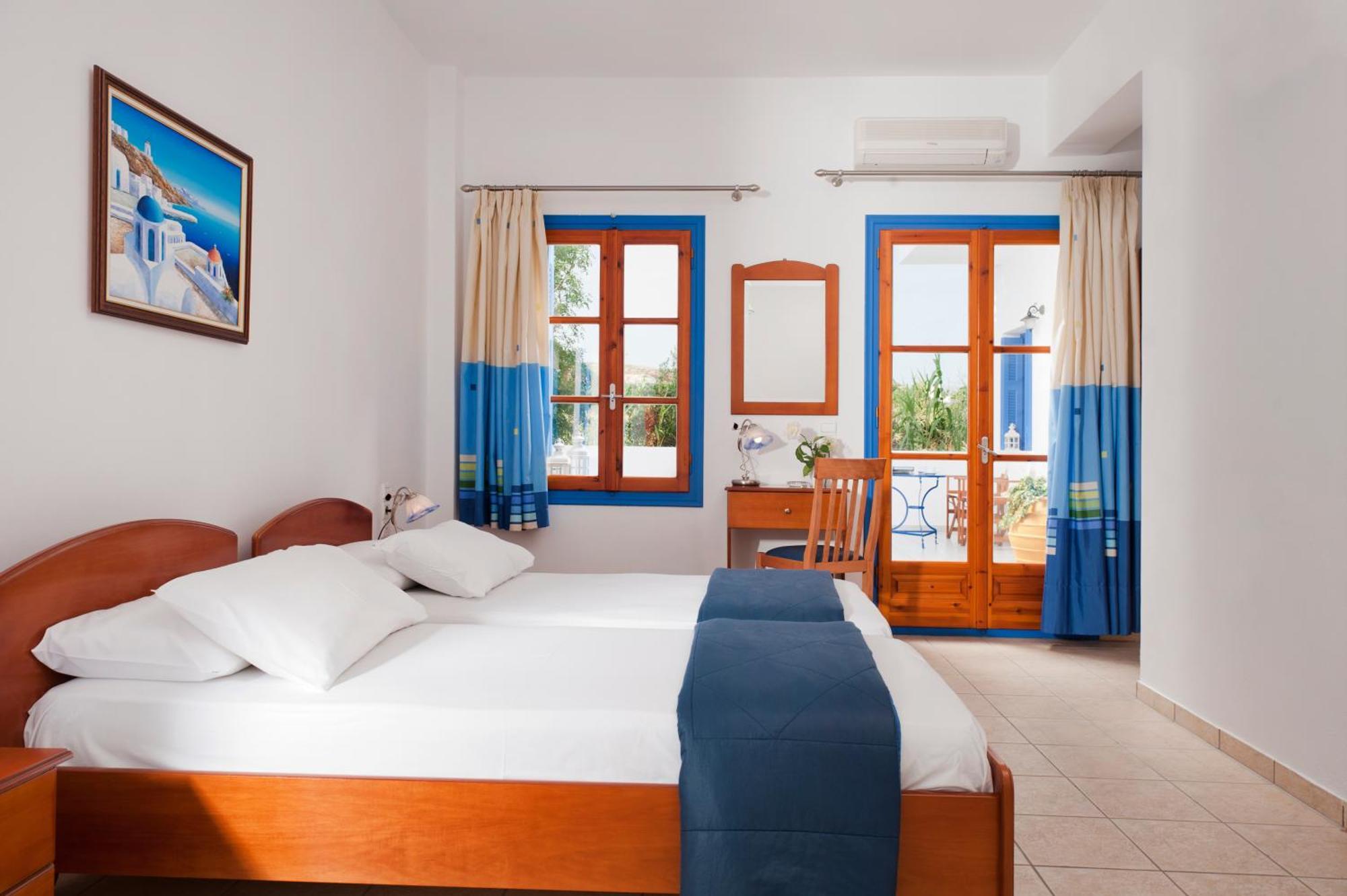 אדאמאס Hotel Eleni מראה חיצוני תמונה